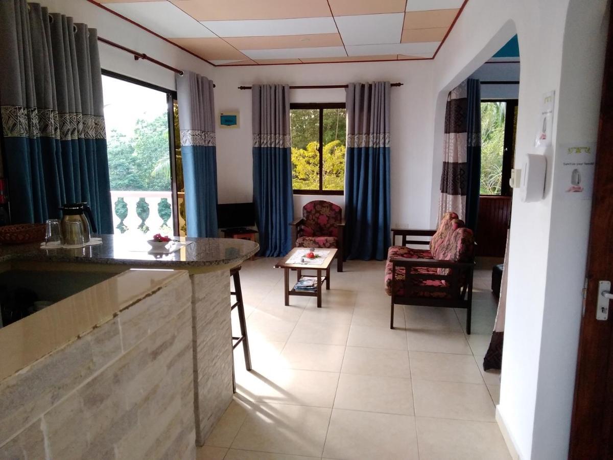Les Elles Guesthouse Self Catering Baie Lazare  Buitenkant foto