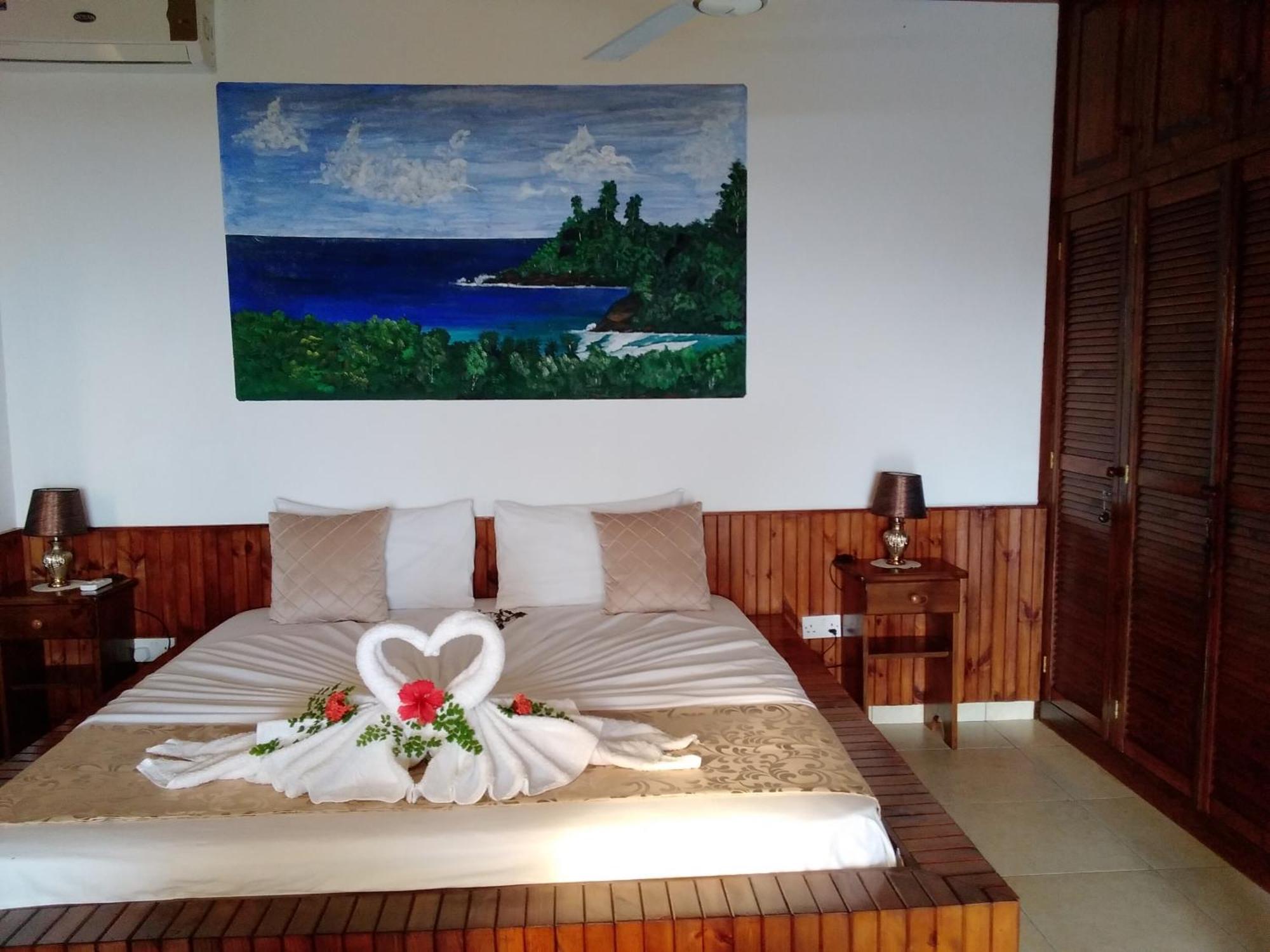 Les Elles Guesthouse Self Catering Baie Lazare  Kamer foto