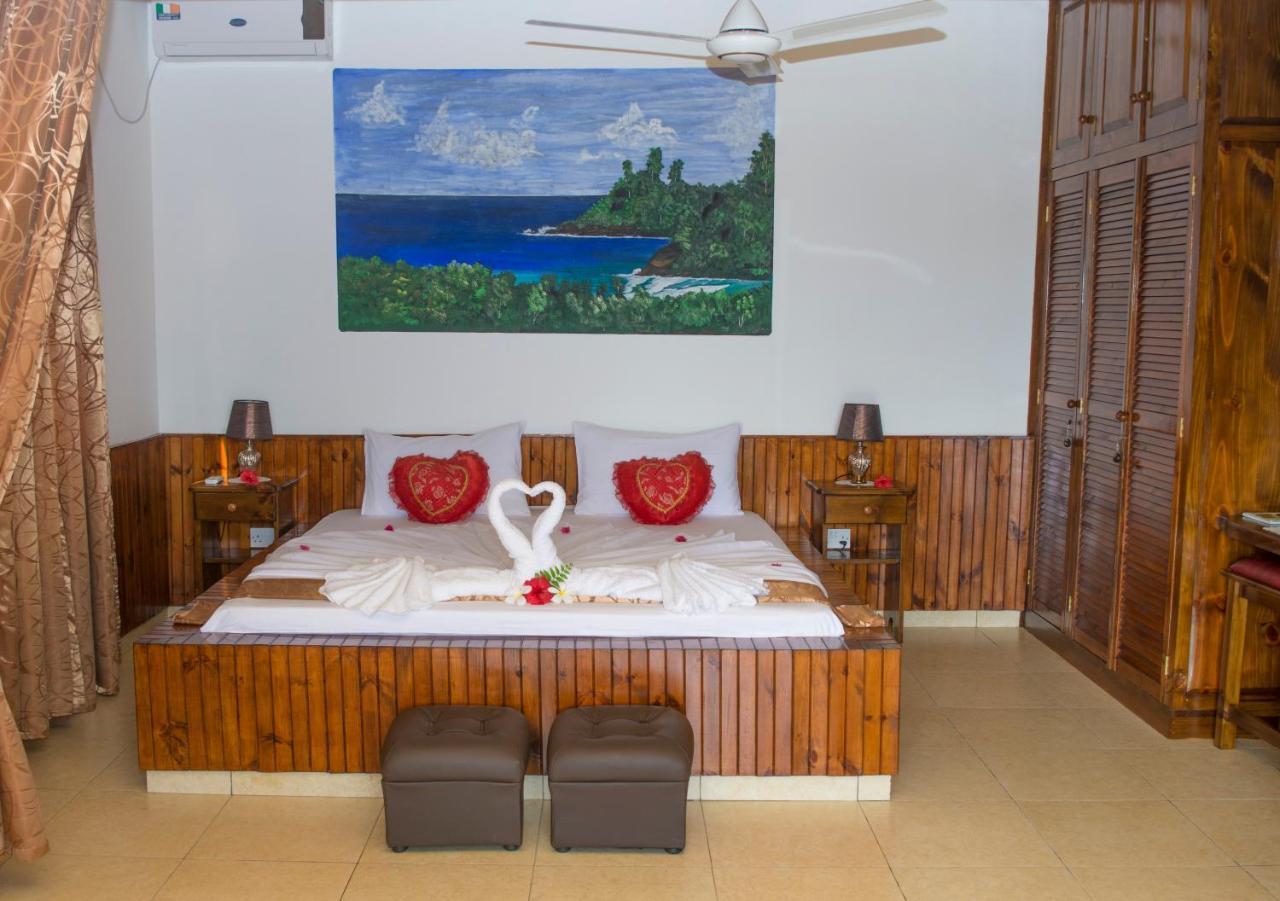 Les Elles Guesthouse Self Catering Baie Lazare  Buitenkant foto